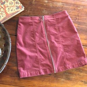 Forever 21 zippered corduroy skirt 💫